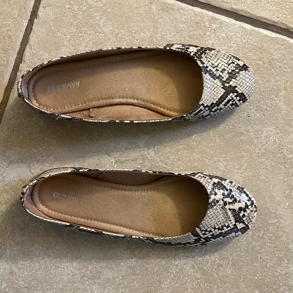 Old Navy Flats